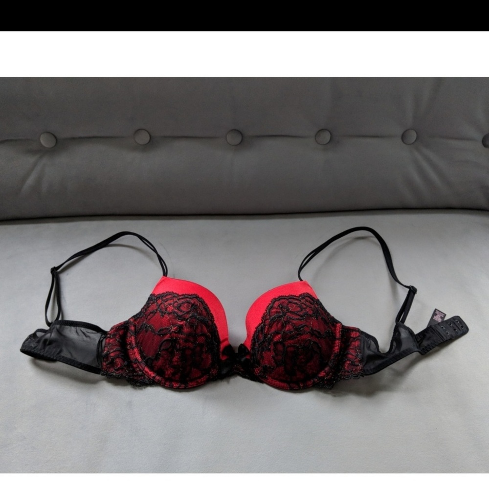 Victoria's secret bra